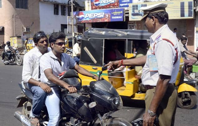 Helmetless-Bike-Riders-Fined