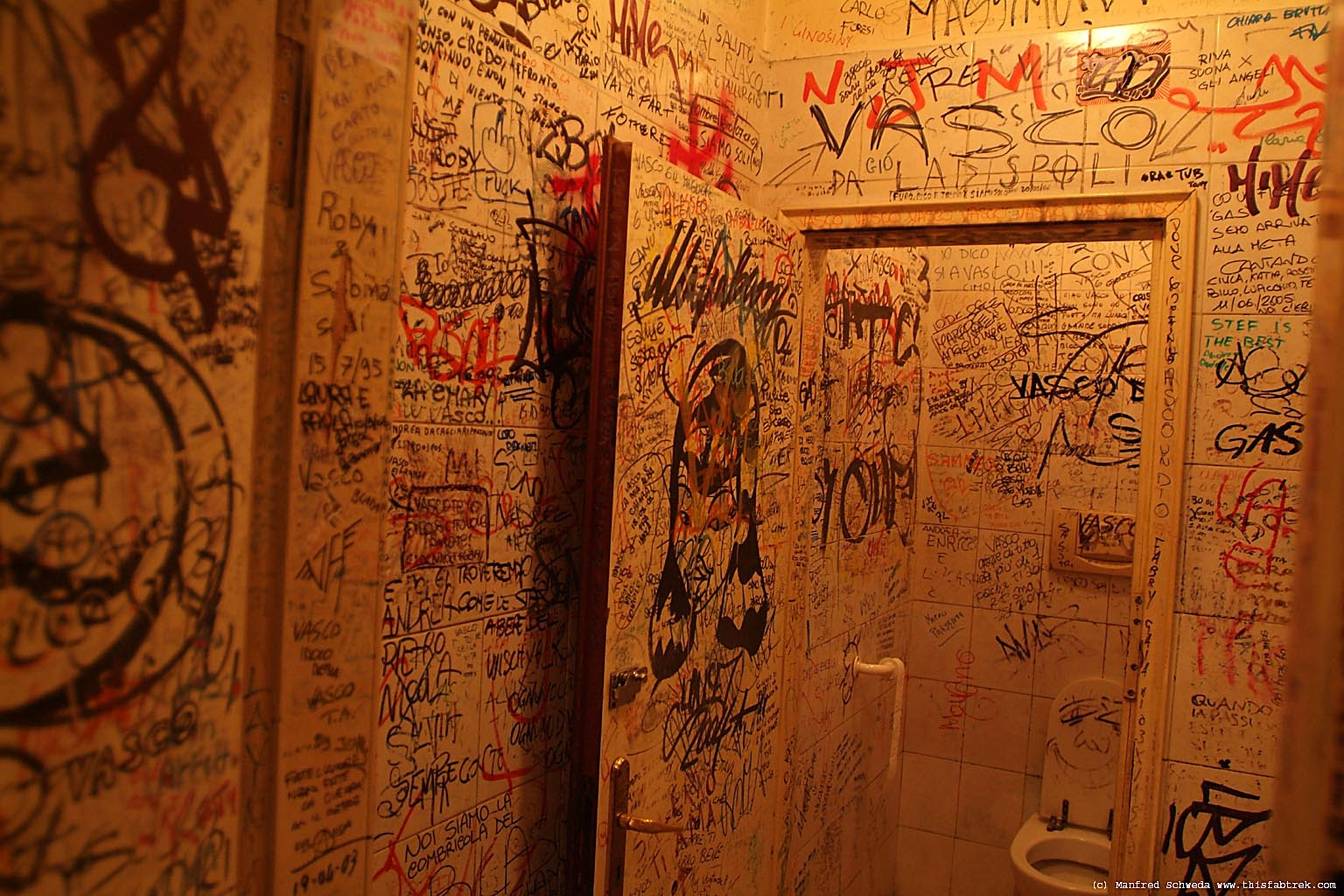 Graffiti - Dreaming In Italian