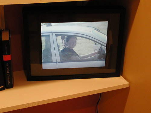 digital picture frame