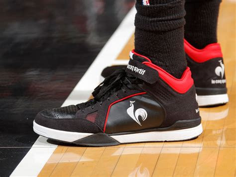 Plantar fasciitis is an inflammation of the tissue in the foot used for walking. Joakim Noah Sued Le Coq Sportif | Sole Collector