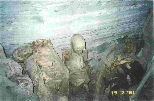 Momias de la Iglesia de San Andrés en Toledo fotografiadas en febrero de 2001. Cortesía de José Luis Orgaz Ricas