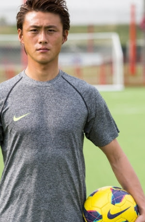 米英no 1獲得のイマジン ドラゴンズがプロサッカー李忠成選手とコラボ 日本版mvフルバージョン動画公開 ナビコン ニュース