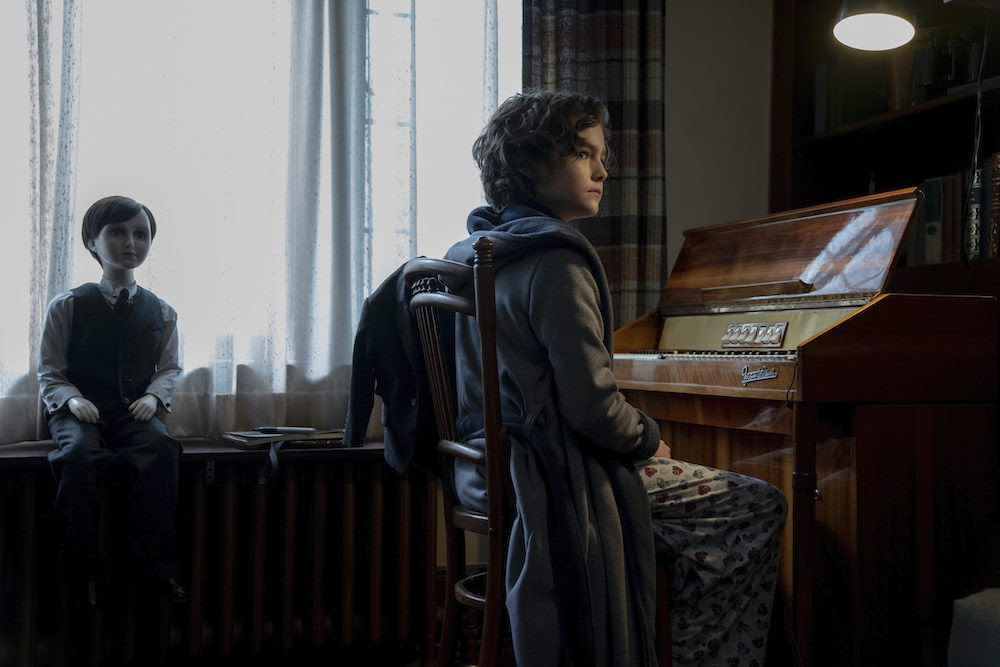 Jude (Christopher Convery) and Brahms in Brahms: The Boy II. (Golden  Village Pictures) - marcusgohmarcusgoh