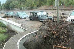 September 2007 mudslide in Los Angeles. © Photo by Mike Meadows. Click to view more...