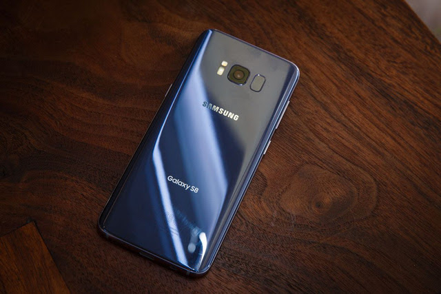 Hình ảnh Samsung Galaxy S8 và S8+ ra mắt: Màn hình vô cực, trợ lý ảo Bixby số 2