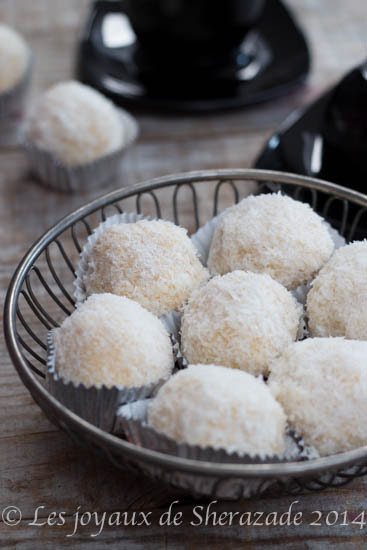Gateau Boules De Neige A La Noix De Coco Les Joyaux De Sherazade