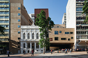Fachada da praça das Artes, centro de São Paulo
