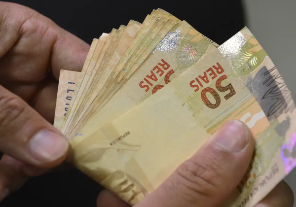 Famílias mais pobres receberão cashback de impostos
