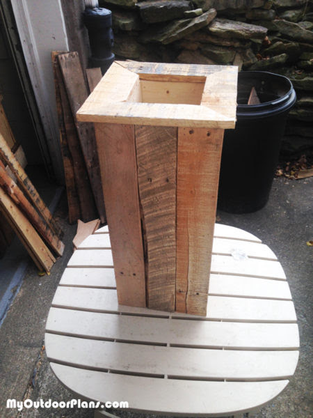 DIY Tall Planter MyOutdoorPlans Free Woodworking Plans ...