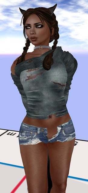 SG Fashion Milano Ripped sweater asphalt and Violence shorts dark blue May 1 2011