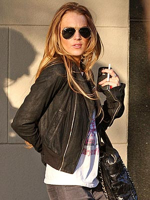 http://img2.timeinc.net/people/i/2009/startracks/090119/lindsay_lohan2.jpg