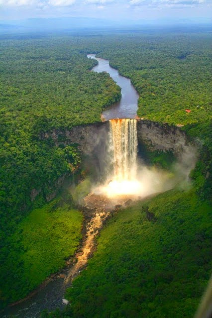 Amazing River﻿ and Waterfall