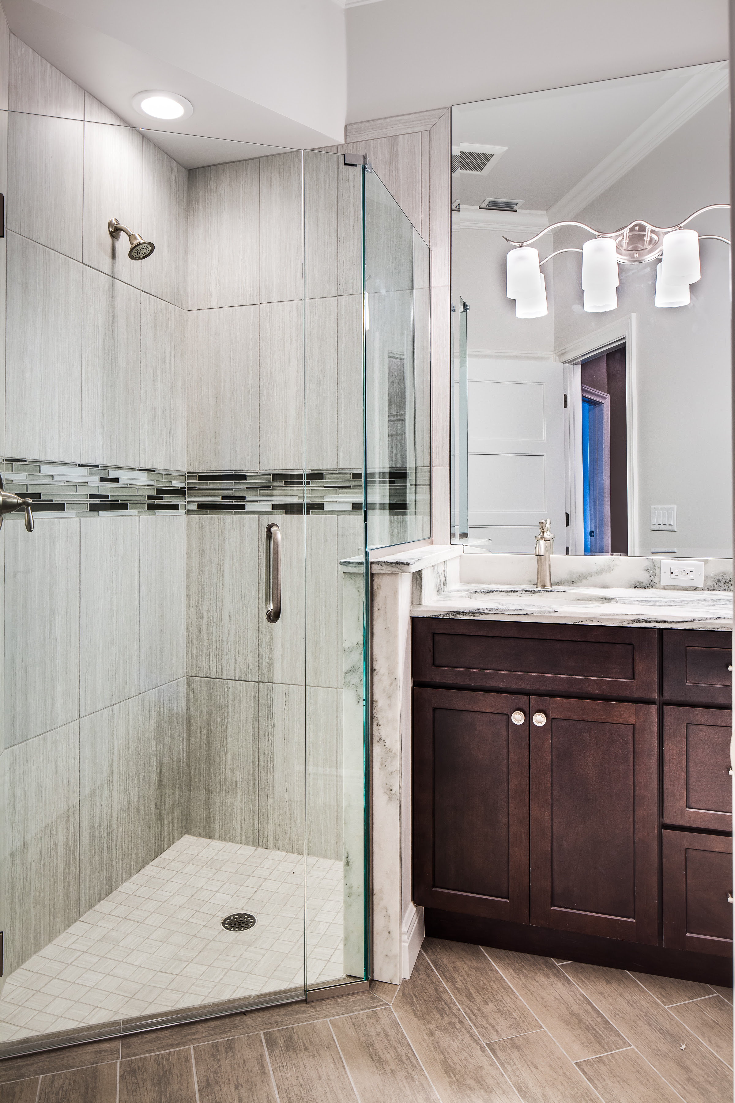 Comparing Frameless Shower Door Options The Glass Shoppe A