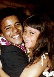 Obama peluk adik tirinya, Maya Soetoro