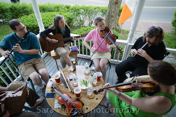 Irish traditional music, Edgartown Porch Sessions, Edgartown Irish Music, Irish Music on Martha's Vineyard, Sara Piazza Photography
