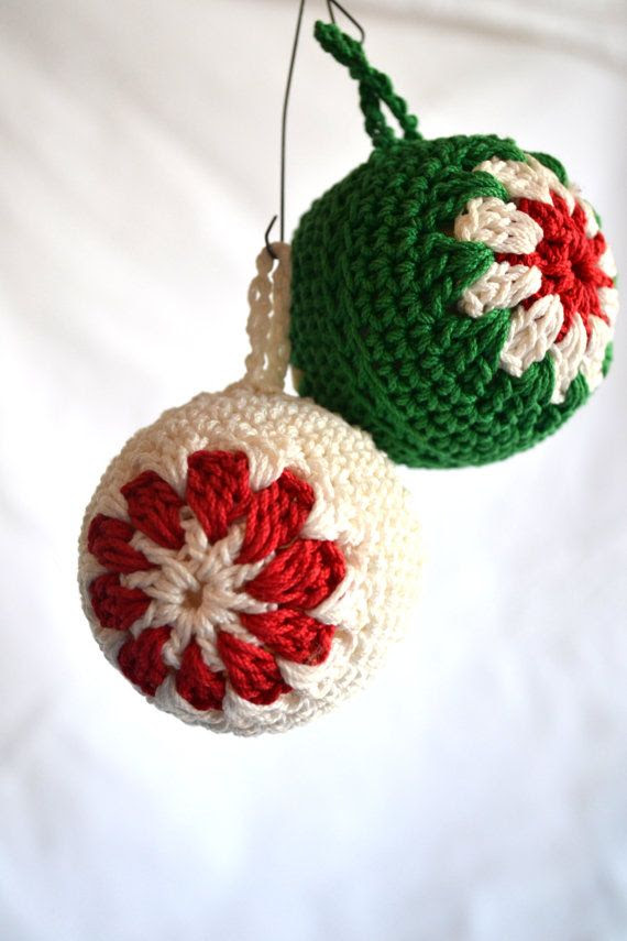 Vintage Crocheted  Christmas  Tree Ornaments  Balls Decorations 