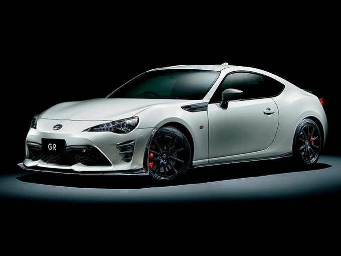 初期型トヨタ86 そしてカスタム10万キロ走行86 インプレッション カードラネット