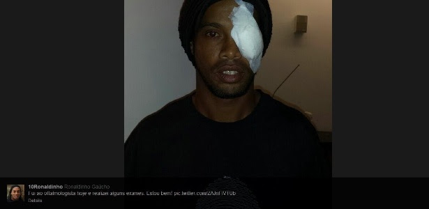 Ronaldinho após passar pelo oftalmologista