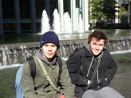 paul et clem devant top of the rocks.jpg