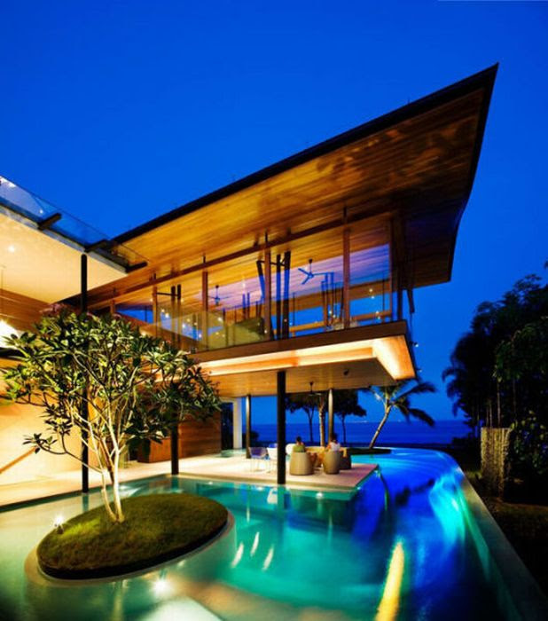 Tropical House in Singapore (19 pics)