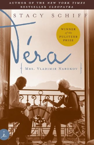 Véra: (Mrs. Vladimir Nabokov) (Modern Library Paperbacks) Véra: (Mrs. Vladimir Nabokov) (Modern Library Paperbacks)