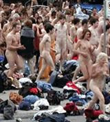 Naked fun runs: Must stay at least 100 yards away from