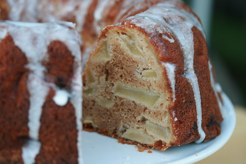 Apple-Cinnamon Cake (Everyday Food)