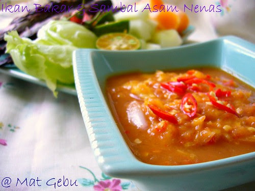 Ikan Bakar & Sambal Asam Nenas