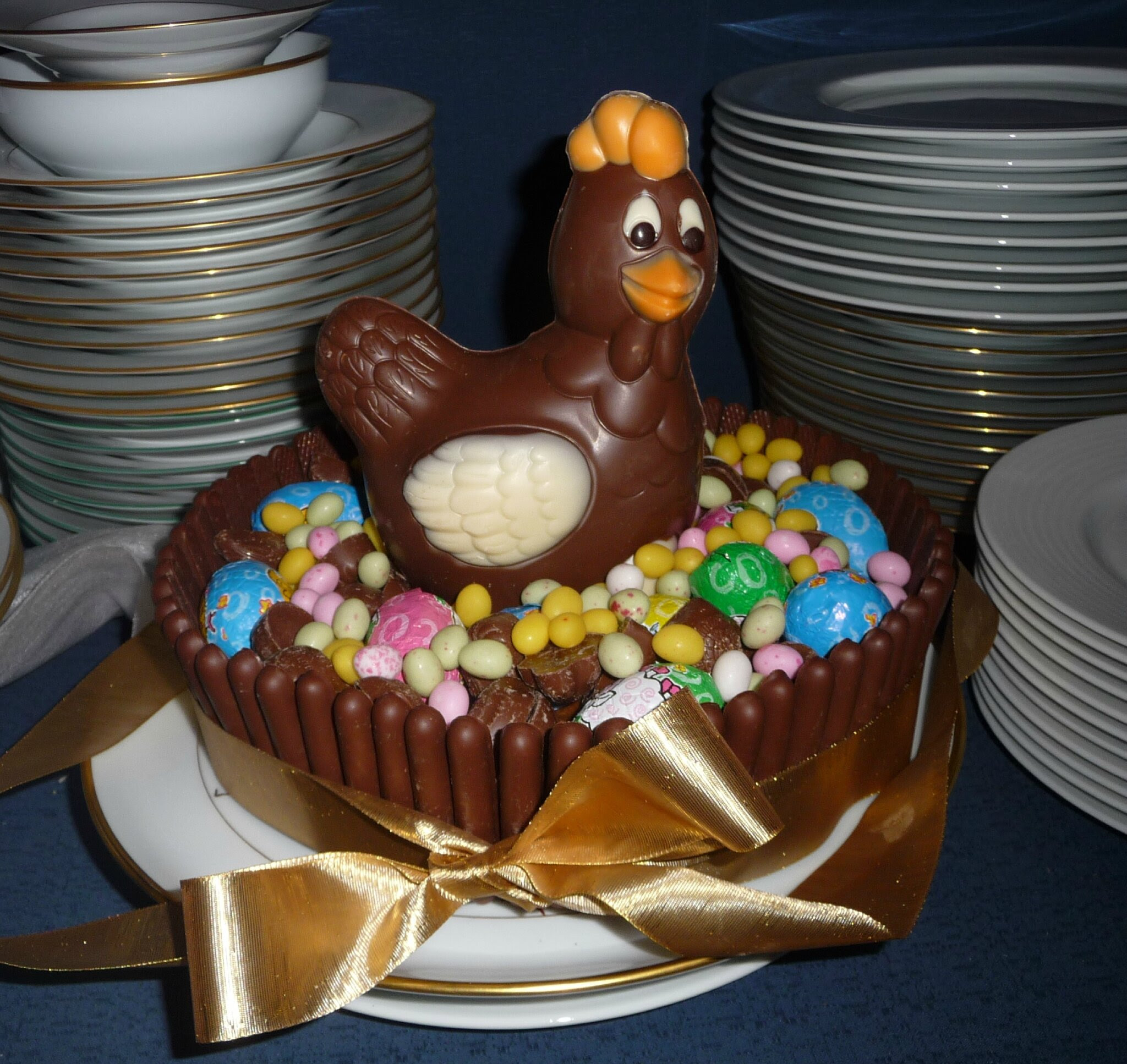 Gateau Nid De Poule Pour Feter De Joyeuses Paques Quelques Petites Choses A Partager