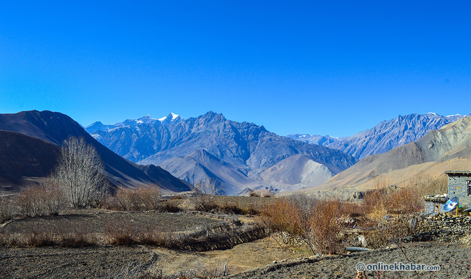 D6.69 At Muktinath_
