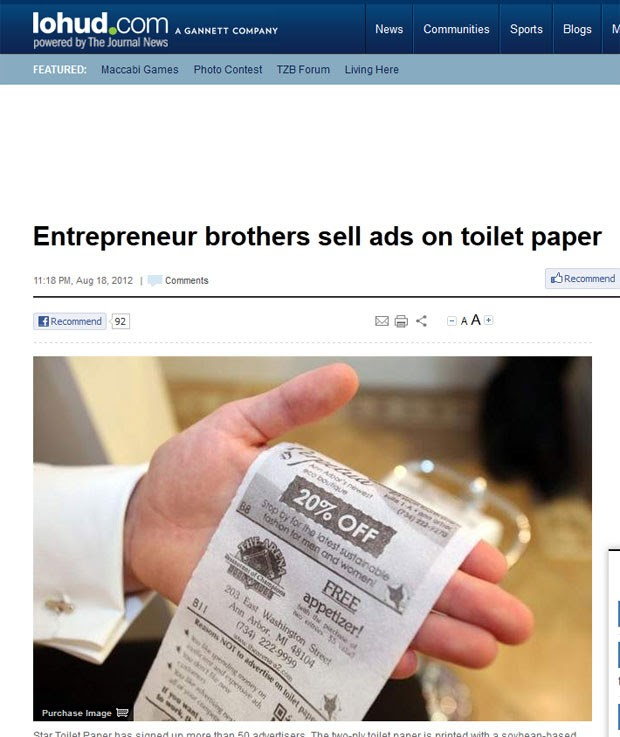 Irmãos criaram papel higiênico que vem com anúncios impressos. (Foto: Reprodução)