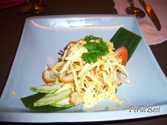 bayleaf thai mango salad