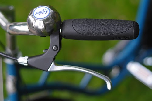 Pilen Lyx, Bell