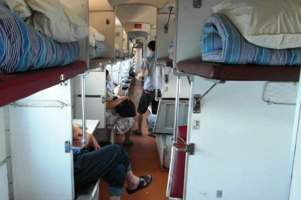 excursion motel travel agent costs