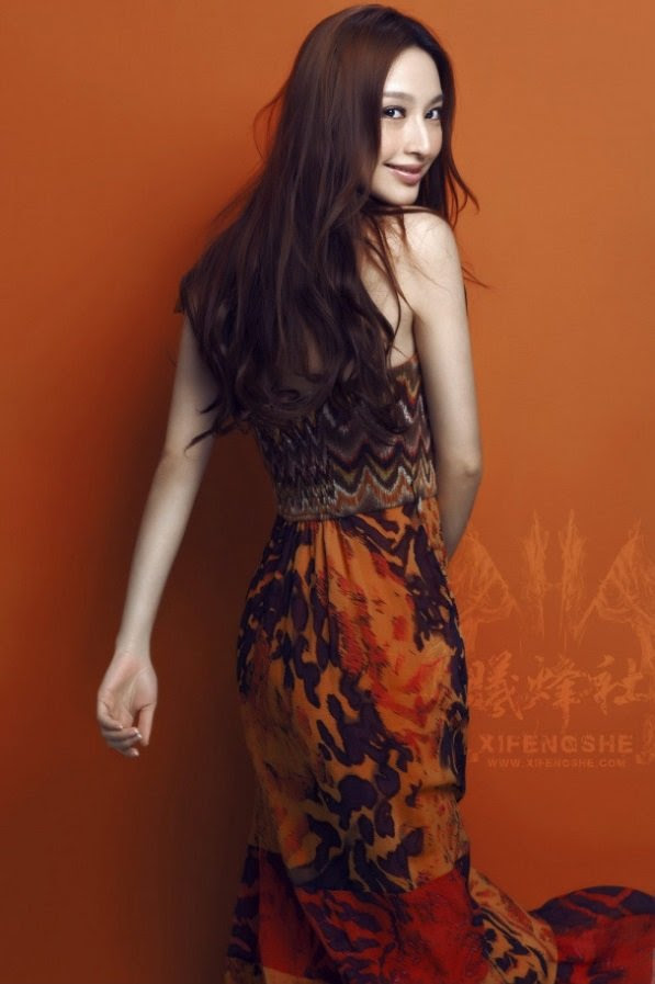 Zhang Li 张俪