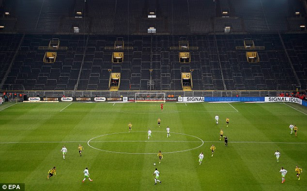 Dortmund 3-0 Wolfsburg: Famous 'Yellow Wall' closed ...
