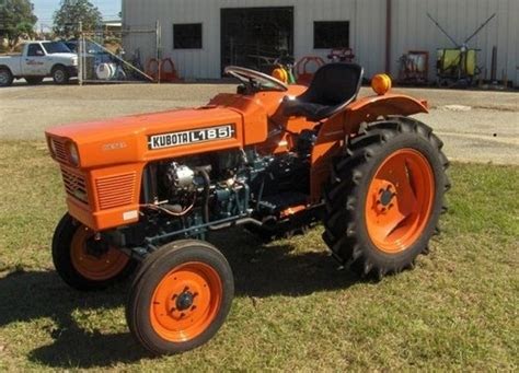 eBook Kubota L235 Tractor Illustrated Master Parts List Manual