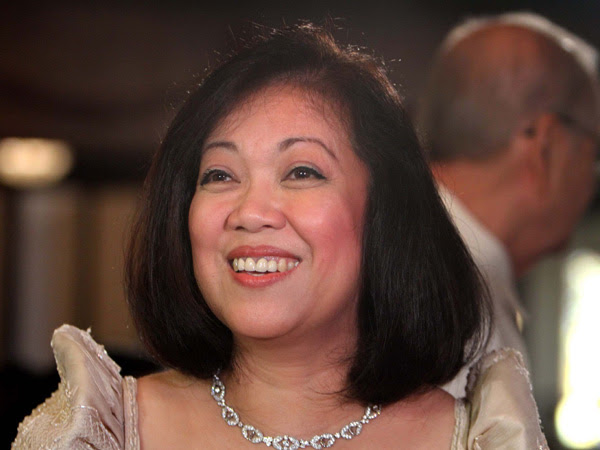 Farmers ask Chief Justice Sereno to reopen coconut levy case Farmers ask Chief Justice Sereno to reopen coconut levy case