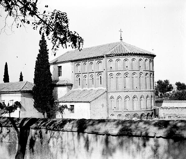 Cristo de la Vega en septiembre de 1907. Fotografía de Petit. Société Française d'Archéologie et Ministère de la Culture (France), Médiathèque de l'architecture et du patrimoine (archives photographiques) diffusion RMN