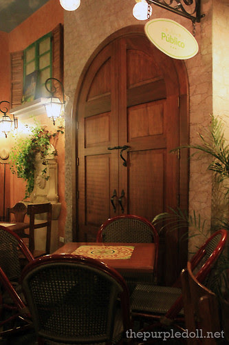 Cafe Publico Garden Interior