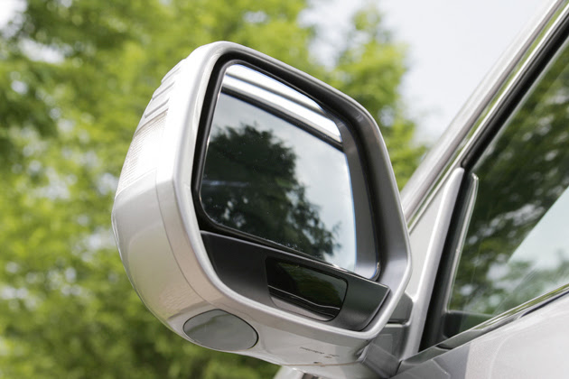 車のサイドミラーが動かなくなった 原因とか修理代はどれぐらい 大阪の車買取 車売却 テラニシモータース