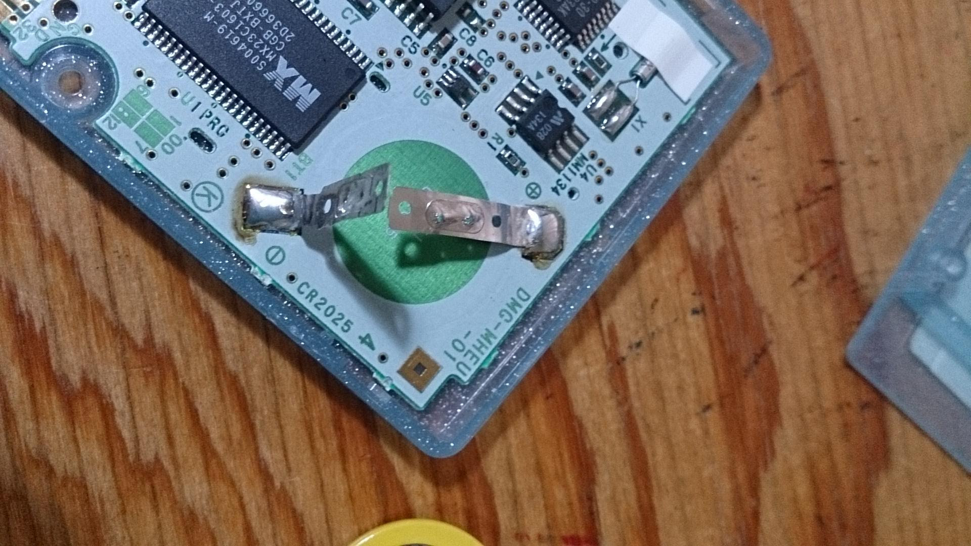 レトロゲーム ゲームボーイソフトの電池交換 ぎんせきの部屋