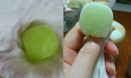 Đá lạnh trà xanh giúp se khít lỗ chân lông hiệu quả