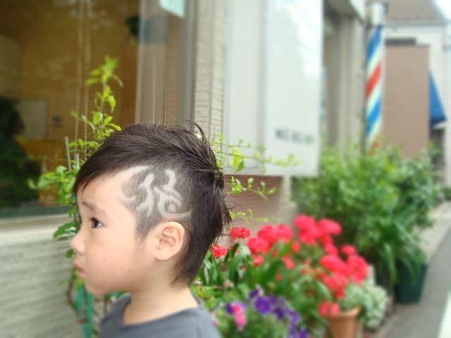 子供のソフトモヒカンの髪型集 バリカンでの切り方 長め 短め も