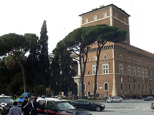 palazzo di venezia.jpg