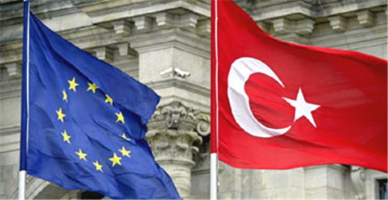 Απομακρύνεται η Τουρκία από τη Δύση;