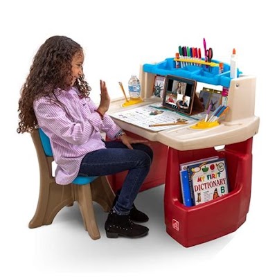 Step 2 Master Art Desk: The Perfect Desk For Your Little Artist