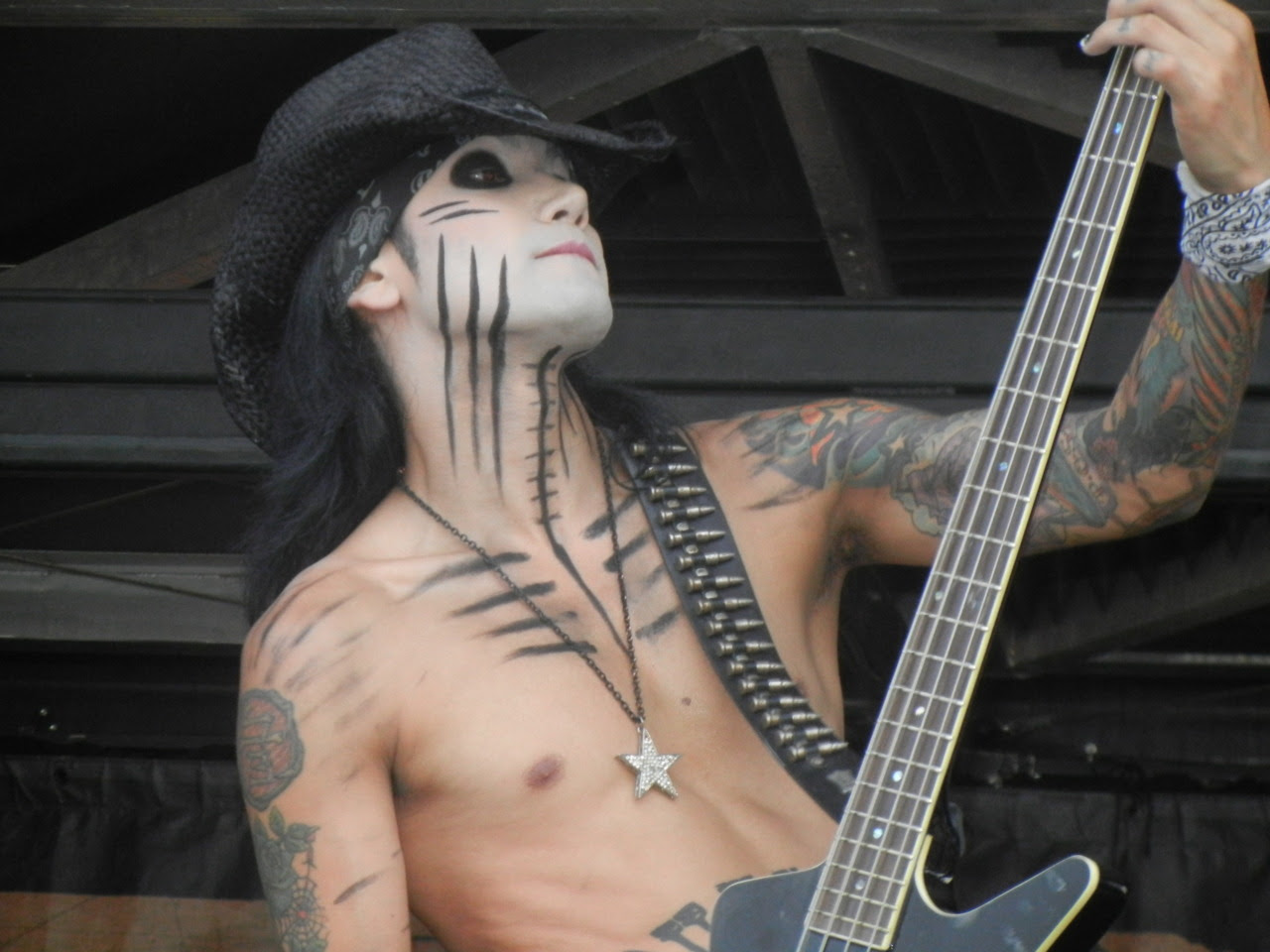 http://25.media.tumblr.com/tumblr_lpgzrg4rsr1qchx2po1_1280.jpg