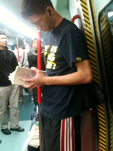 a basketball player reading my book? thats hot!