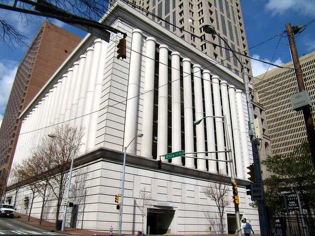 P3112412-191-Peachtree-Greek-Garage